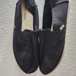 TOMS Classic Black Canvas Size 10 Women's